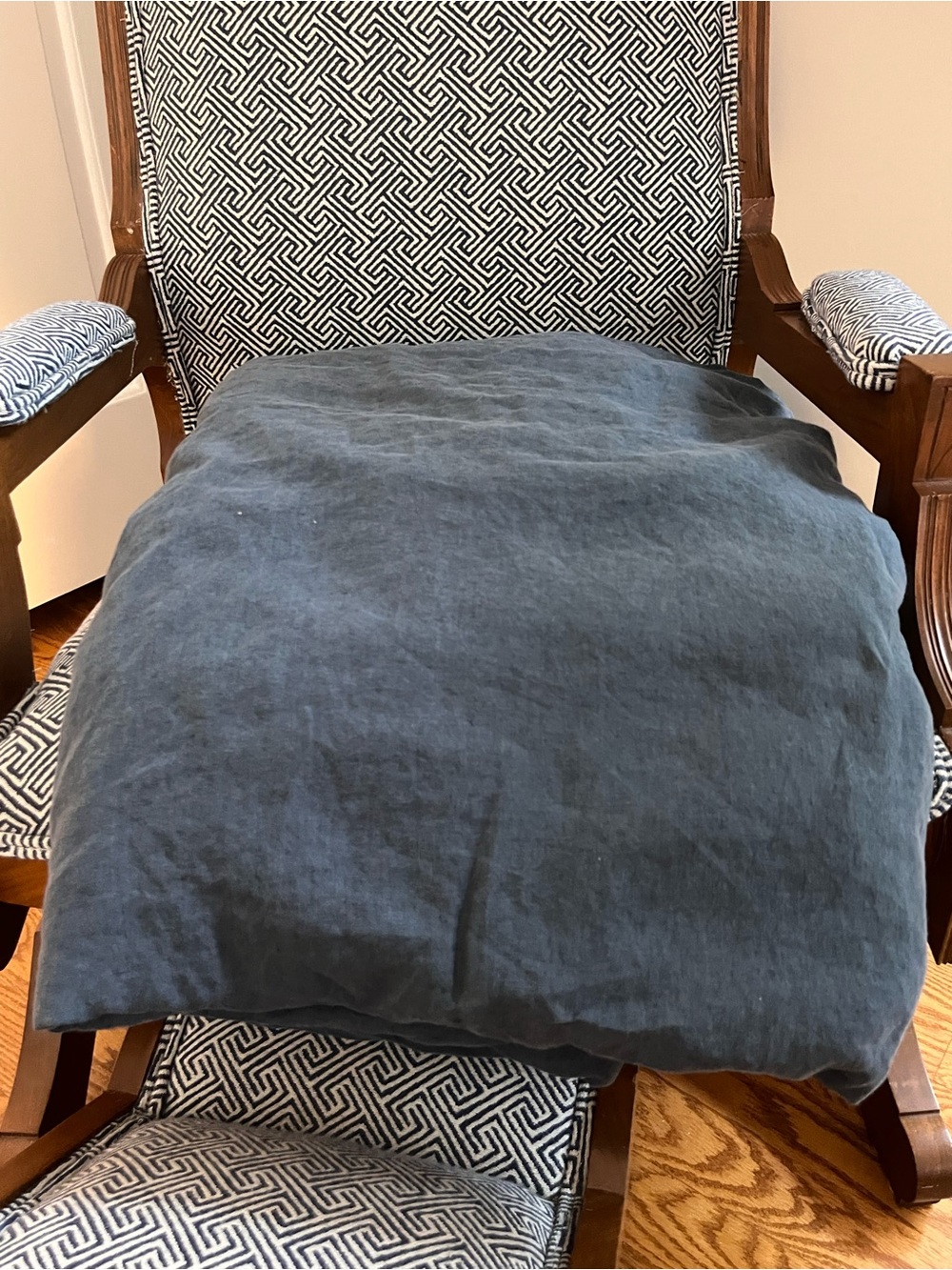 Quince Charcoal Linen Duvet Cover